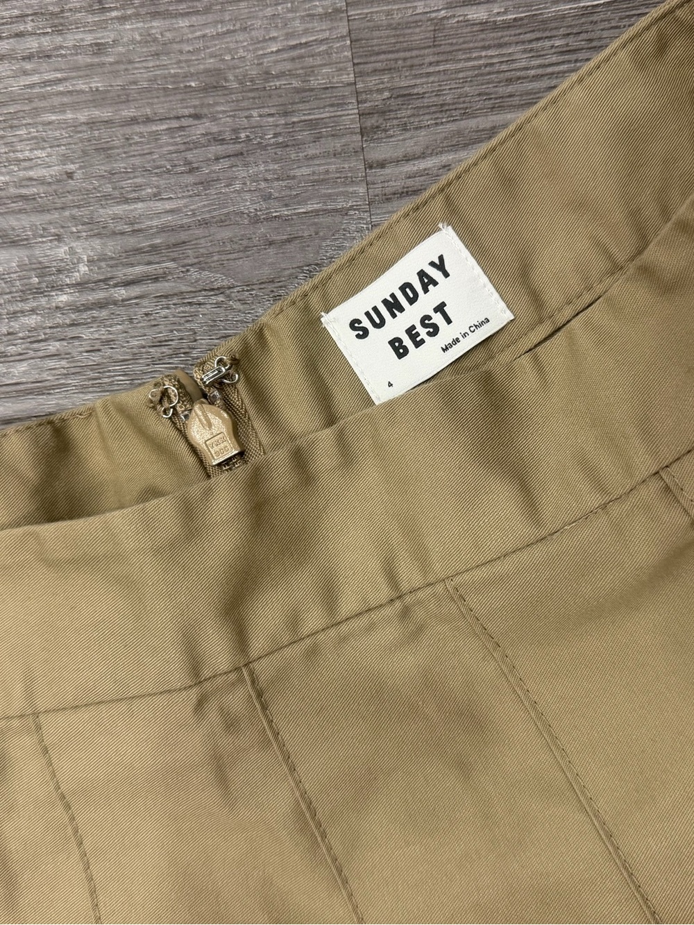 Sunday Best Olive Mini Skirt Size 4 - Picture 5 of 7